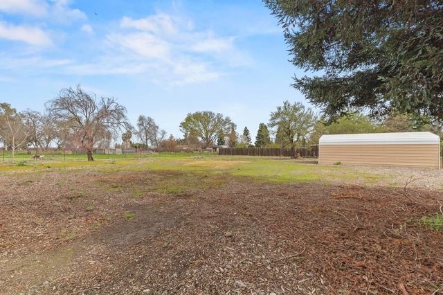 4361 Dresser Rd, Yuba City, CA 95993