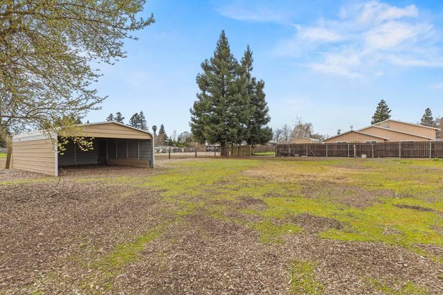 4361 Dresser Rd, Yuba City, CA 95993