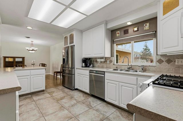 4361 Dresser Rd, Yuba City, CA 95993