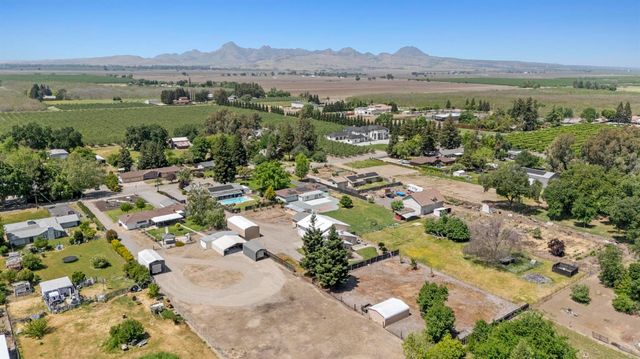 4361 Dresser Rd, Yuba City, CA 95993