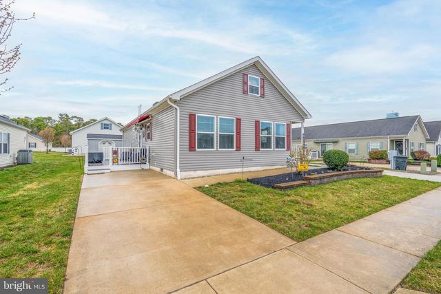 36 PAUL REVERE CT, Millville, NJ 08332