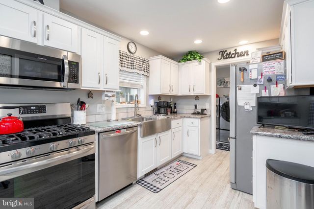 36 PAUL REVERE CT, Millville, NJ 08332