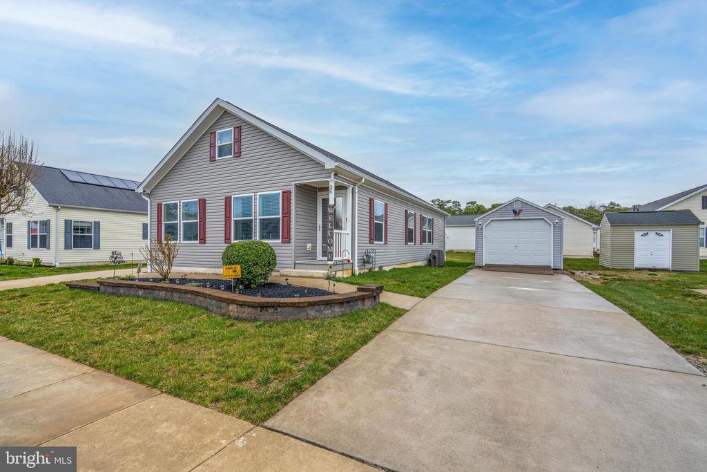 36 PAUL REVERE CT, Millville, NJ 08332