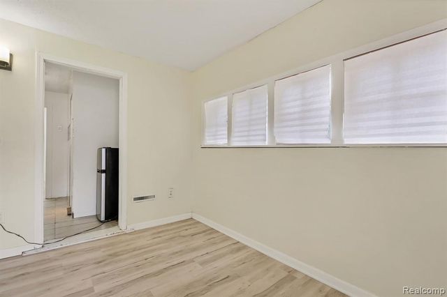 719 Robert Street, Lansing, MI 48910