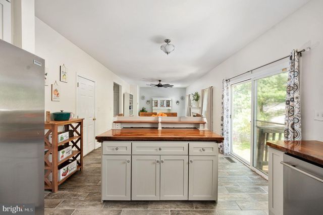 1818 SUNFLOWER DR, Culpeper, VA 22701
