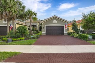13435 Silktail DR, Naples, FL 34109