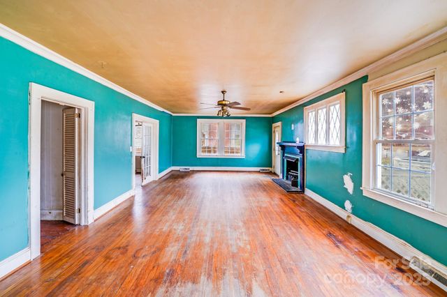 613 W Graham Street, Shelby, NC 28150