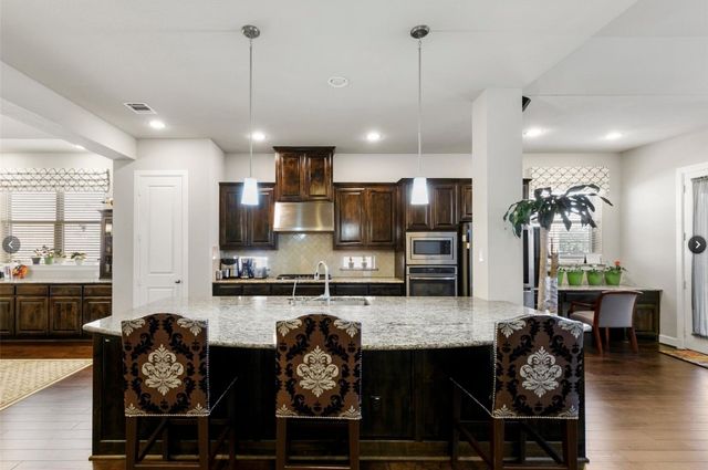 7940 Southfork Bend, Irving, TX 75063