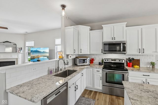 11186 Van Buren Place, Fishers, IN 46038