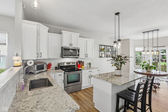 11186 Van Buren Place, Fishers, IN 46038