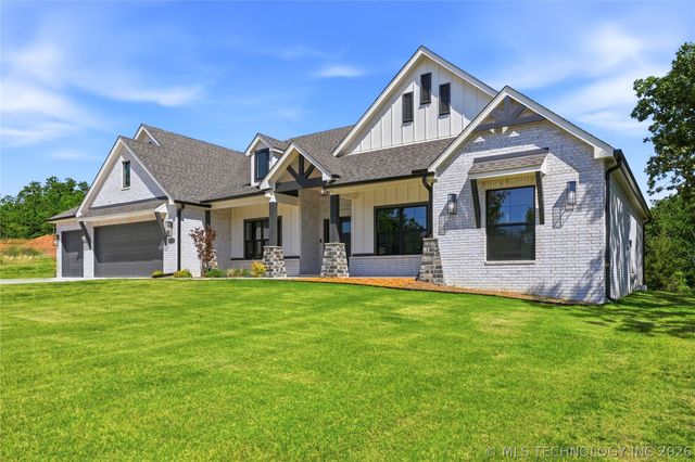 2722 Highlands Place, Sapulpa, OK 74066
