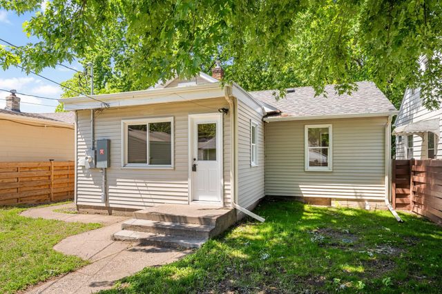 3712 Orchard Avenue N, Robbinsdale, MN 55422