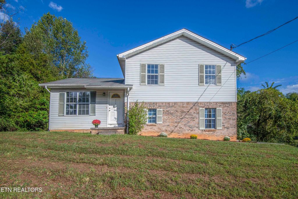 554 Keeneland Blvd, Seymour, TN 37865