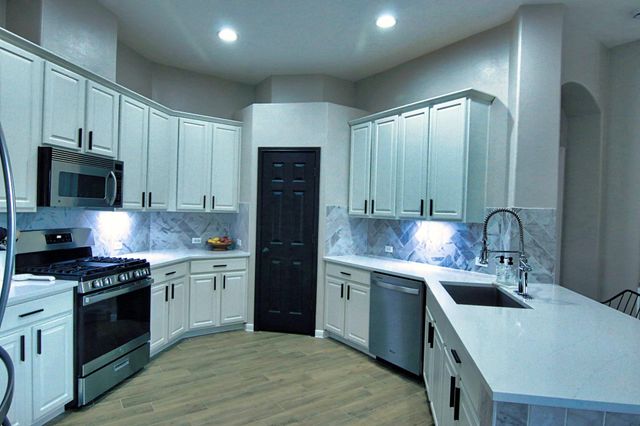 8302 Sierra Dawn Drive, Tomball, TX 77375