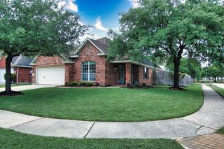 8302 Sierra Dawn Drive, Tomball, TX 77375
