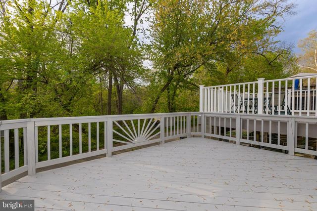 1420 POWELL RD, Brookhaven, PA 19015