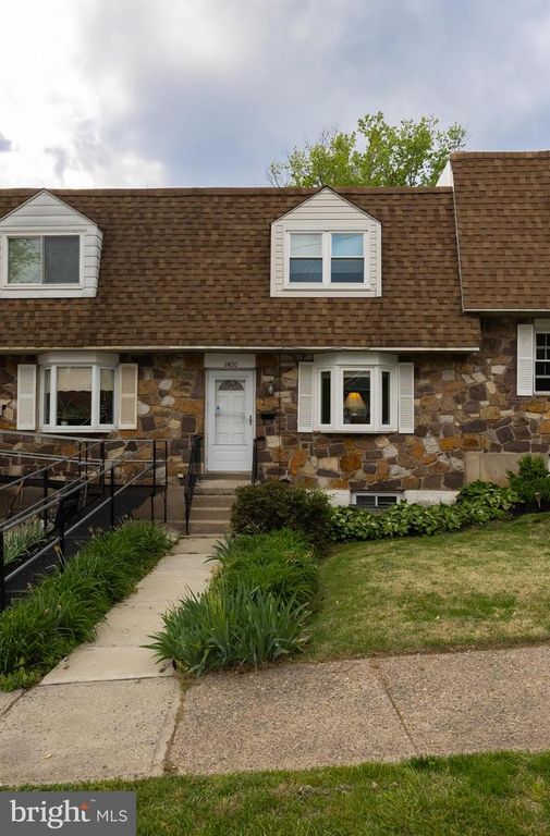 1420 POWELL RD, Brookhaven, PA 19015