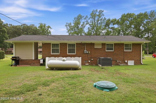 105 Beech Lane, Washington, NC 27889