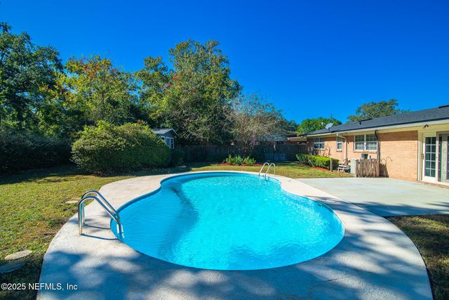 2944 MADRID Avenue E, Jacksonville, FL 32217