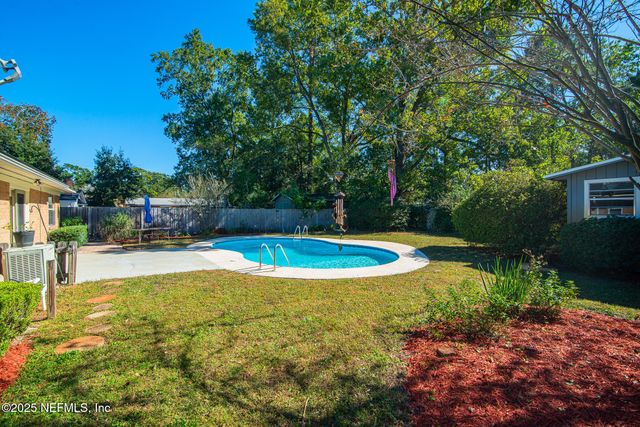 2944 MADRID Avenue E, Jacksonville, FL 32217