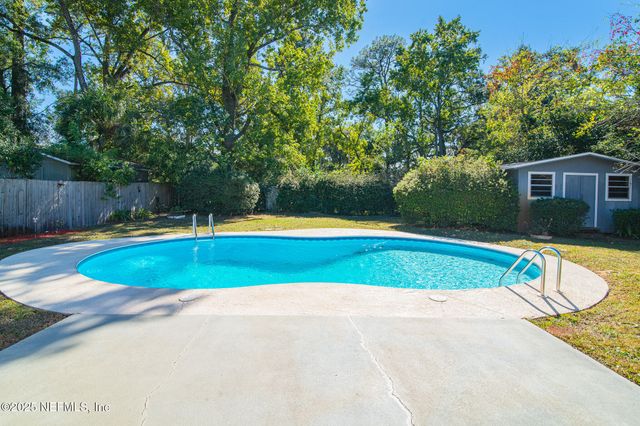 2944 MADRID Avenue E, Jacksonville, FL 32217