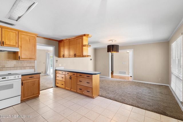 2944 MADRID Avenue E, Jacksonville, FL 32217