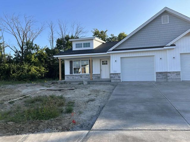 2085 Pine Forest Drive, Miamisburg, OH 45342