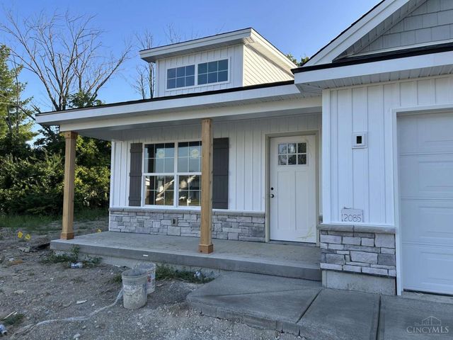 2085 Pine Forest Drive, Miamisburg, OH 45342