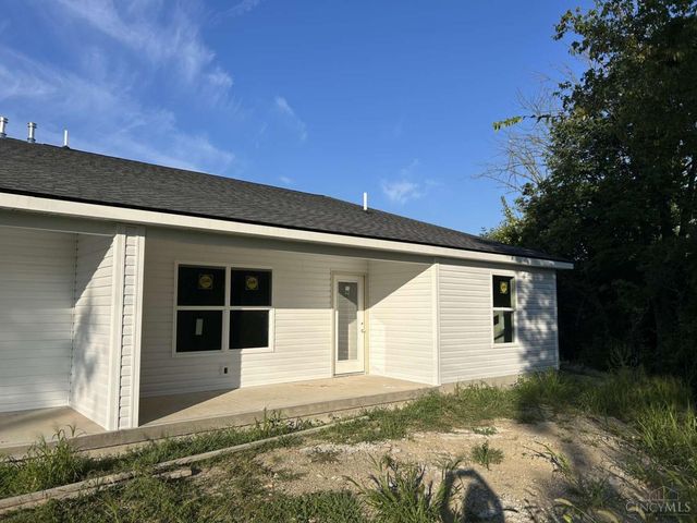 2085 Pine Forest Drive, Miamisburg, OH 45342