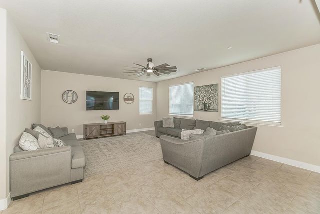 3883 Keats, Clovis, CA 93619