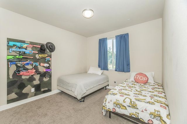 3883 Keats, Clovis, CA 93619