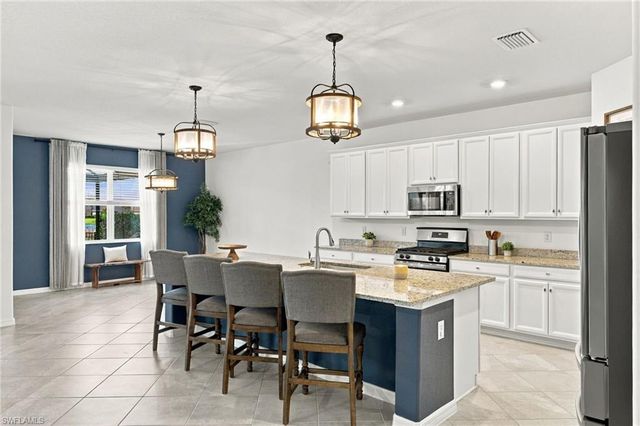17601 Palmetto Pass LN, Punta Gorda, FL 33982