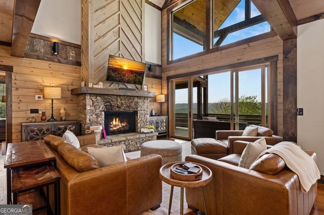 802 Overlook Drive, Blue Ridge, GA 30513