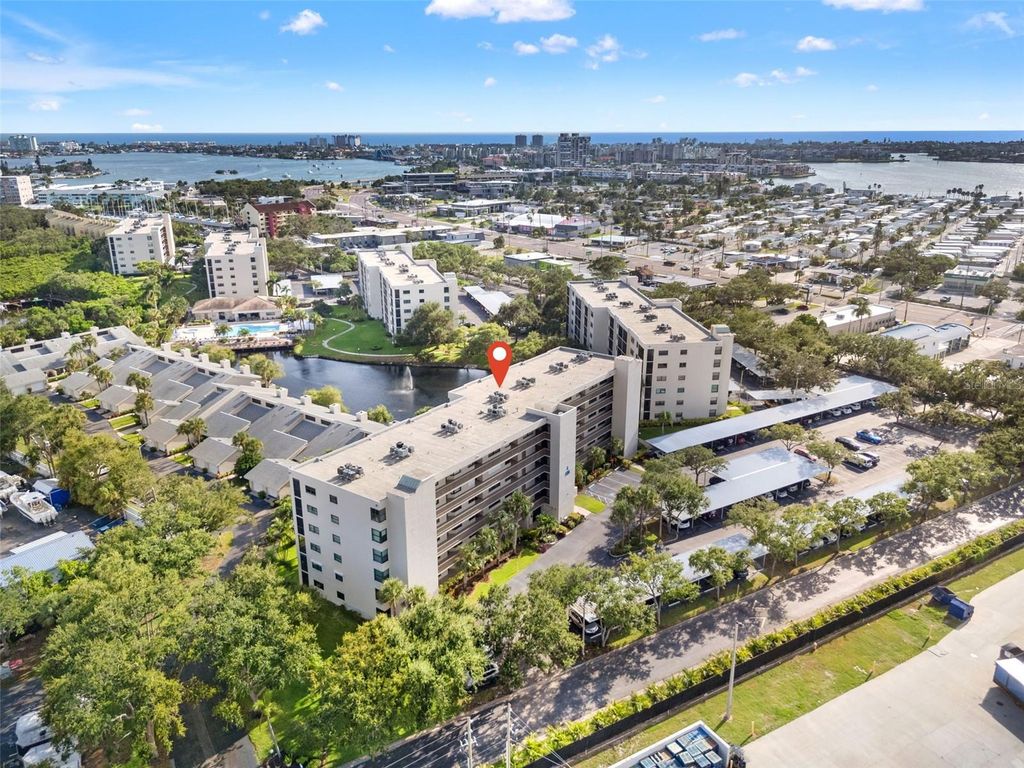 1316 PASADENA AVENUE S 202, South Pasadena, FL 33707