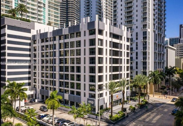 1110 Brickell Ave 804, Miami, FL 33131