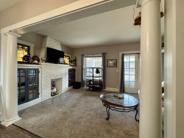 128 W Walnut Street, Southgate, KY 41071