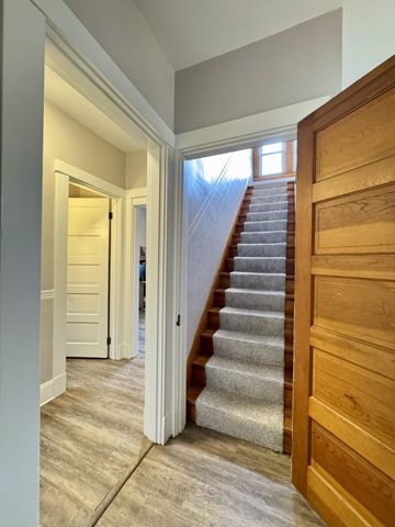 128 W Walnut Street, Southgate, KY 41071