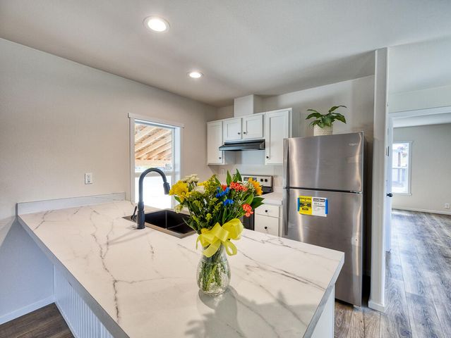 4647 Winter Avenue 9, Klamath Falls, OR 97603