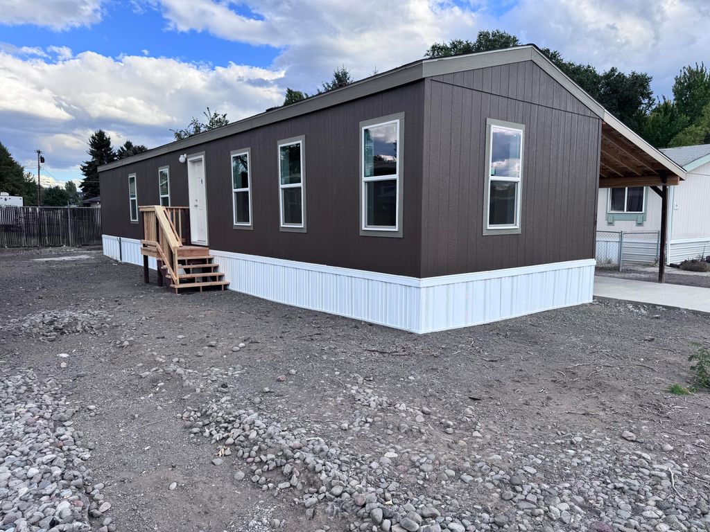 4647 Winter Avenue 9, Klamath Falls, OR 97603