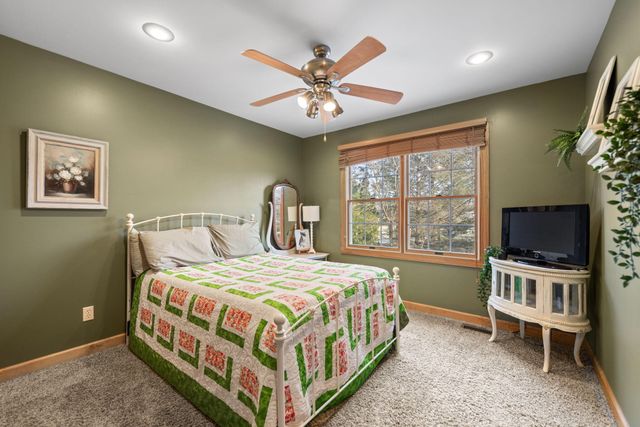 3102 Coachman Trail, Valparaiso, IN 46385