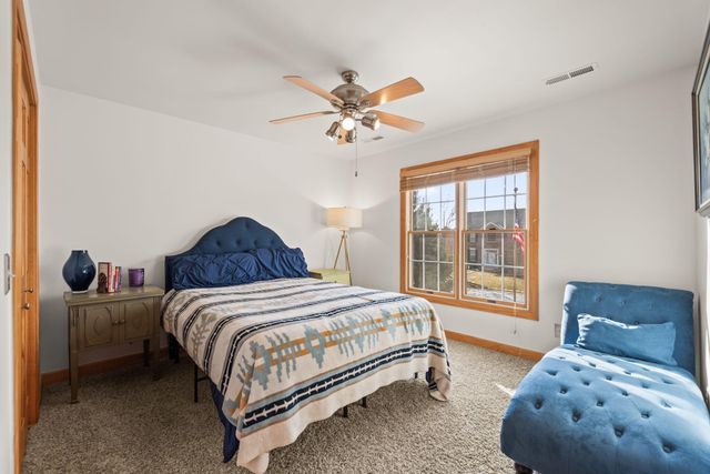 3102 Coachman Trail, Valparaiso, IN 46385