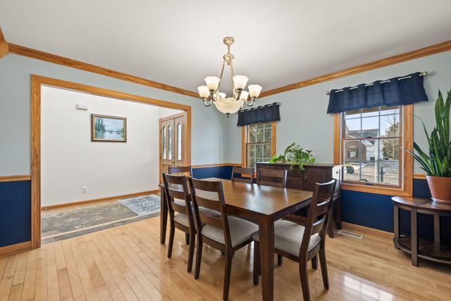 3102 Coachman Trail, Valparaiso, IN 46385