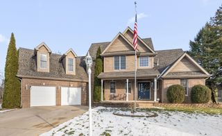 3102 Coachman Trail, Valparaiso, IN 46385