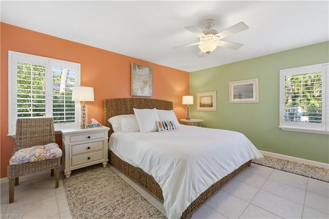 341 3rd AVE S 341, Naples, FL 34102