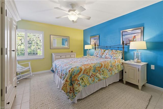 341 3rd AVE S 341, Naples, FL 34102