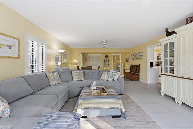 341 3rd AVE S 341, Naples, FL 34102