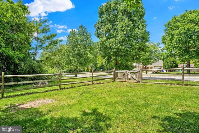 5450 BLUECOAT LN, Columbia, MD 21045