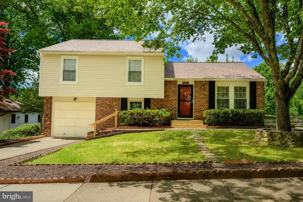 5450 BLUECOAT LN, Columbia, MD 21045