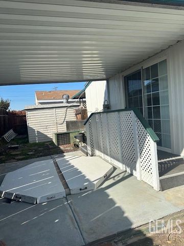 4501 Q Street, Bakersfield, CA 93301