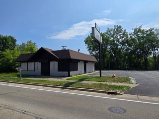 1245 S Lewis Avenue, Waukegan, IL 60085